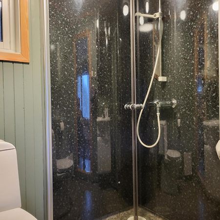 Koselig Studioleilighet I Svolvaer - Lofoten Ved Svolvaergeita, Djevelporten Buitenkant foto